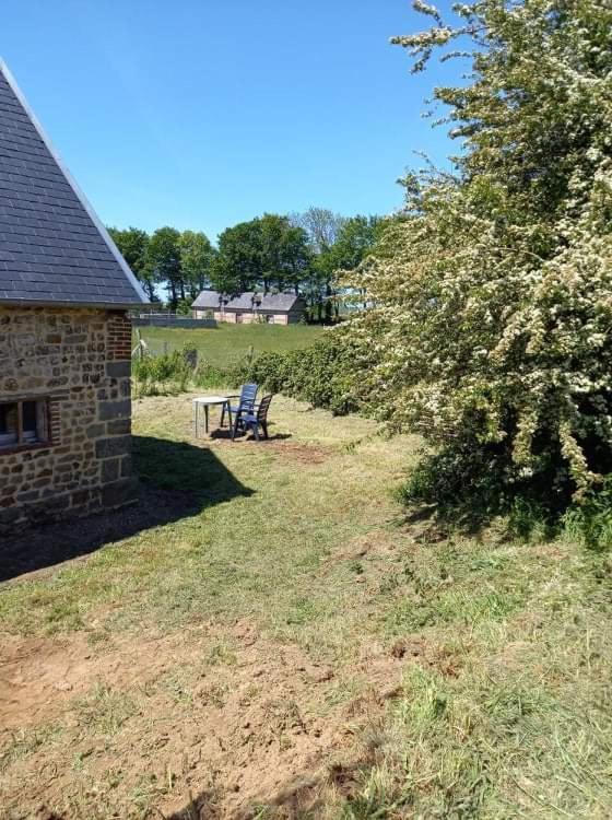 Le Cri De Pavlin Villa Malleville-les-Gres Luaran gambar